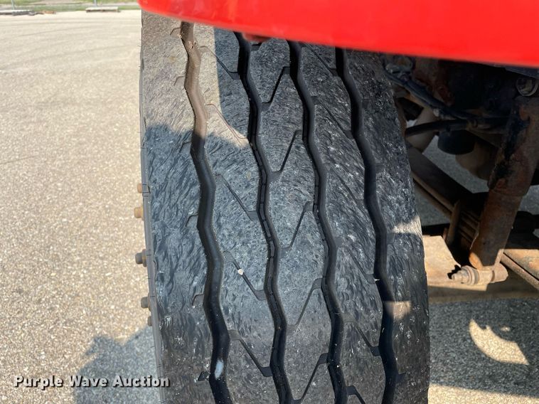 image for item NF9175 2007 International 7400  dump truck