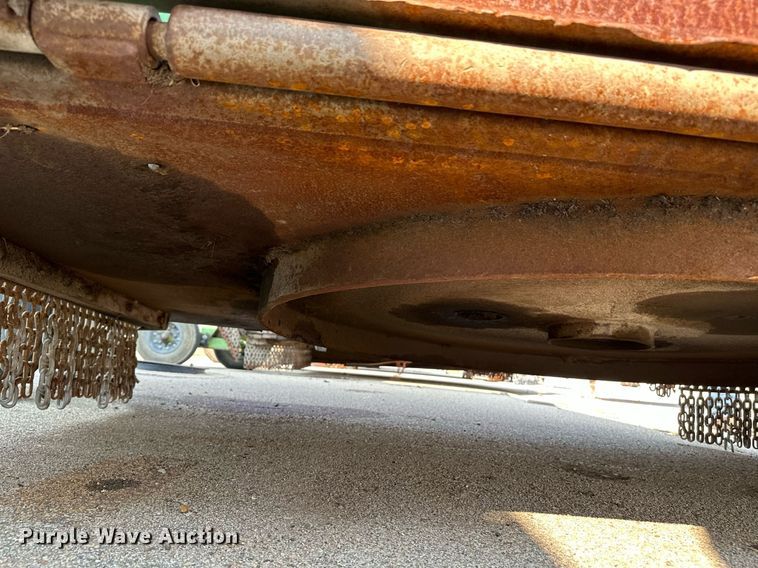 image for item NF9176 2006 Schulte XH1500  batwing rotary mower