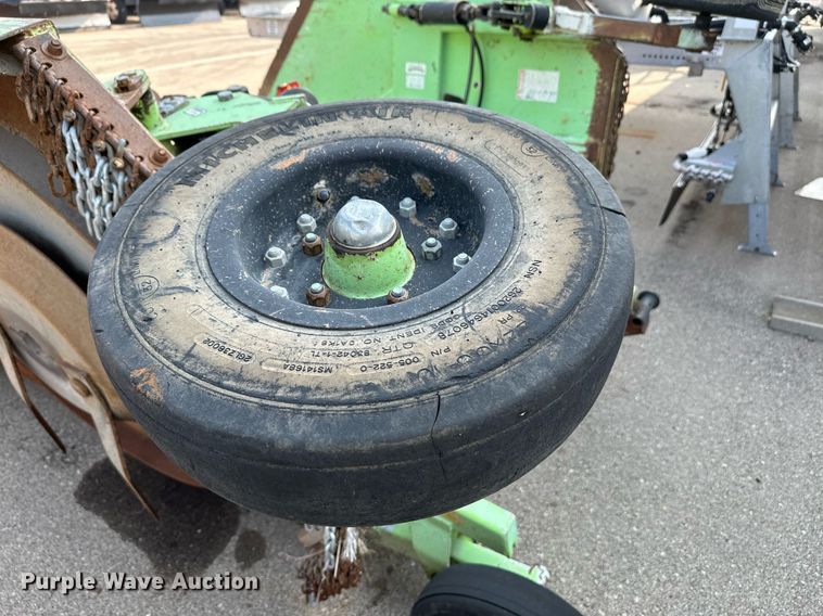 image for item NF9176 2006 Schulte XH1500  batwing rotary mower