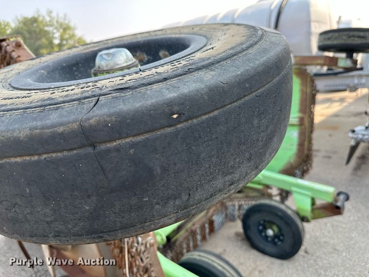 image for item NF9176 2006 Schulte XH1500  batwing rotary mower