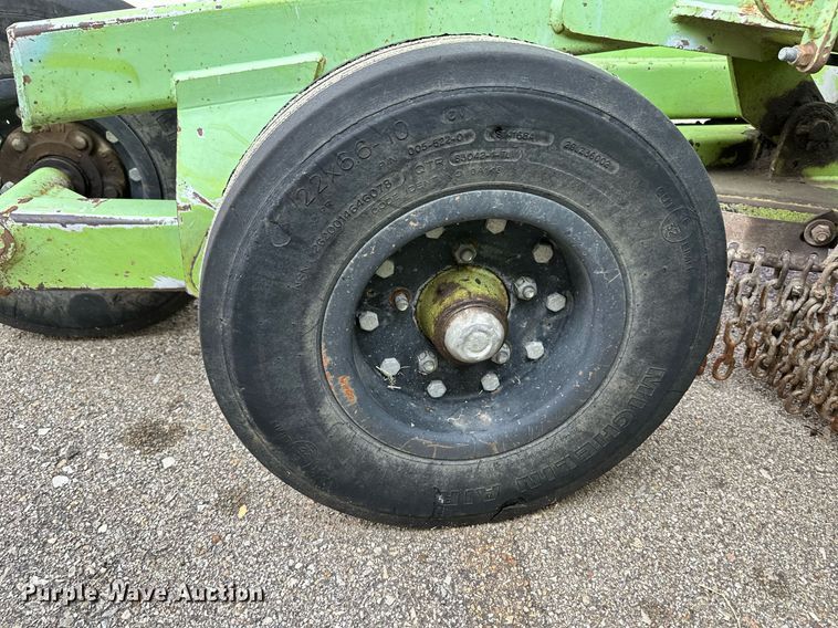 image for item NF9176 2006 Schulte XH1500  batwing rotary mower