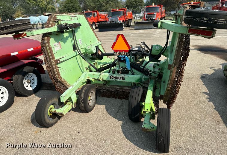 image for item NF9177 2006 Schulte XH1500  batwing rotary mower