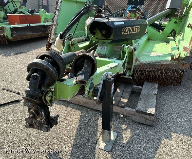 image for item NF9177 2006 Schulte XH1500  batwing rotary mower