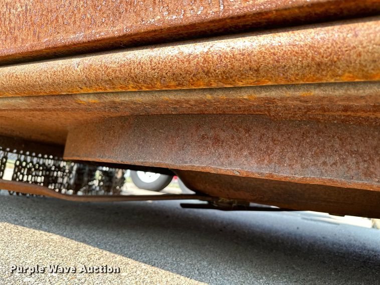 image for item NF9177 2006 Schulte XH1500  batwing rotary mower