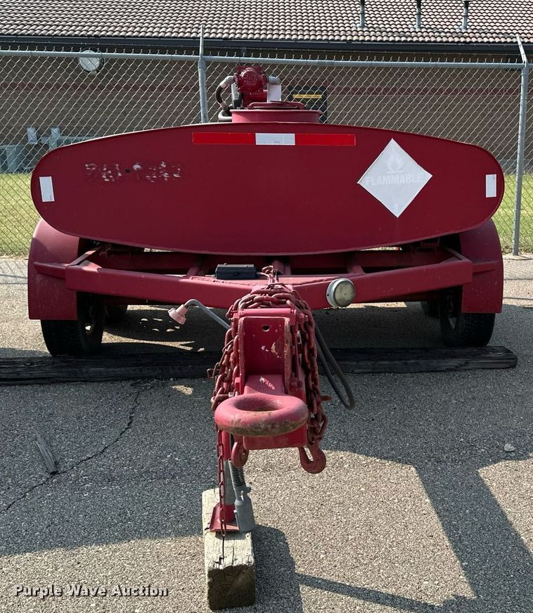 image for item NF9178 1998 Klein KF60  fuel tank trailer