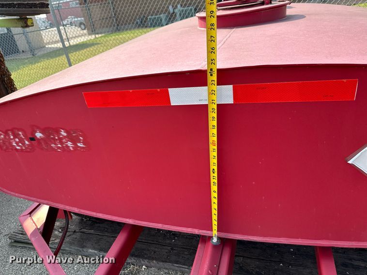 image for item NF9178 1998 Klein KF60  fuel tank trailer