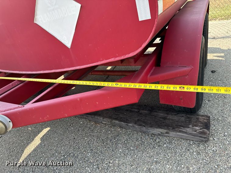 image for item NF9178 1998 Klein KF60  fuel tank trailer