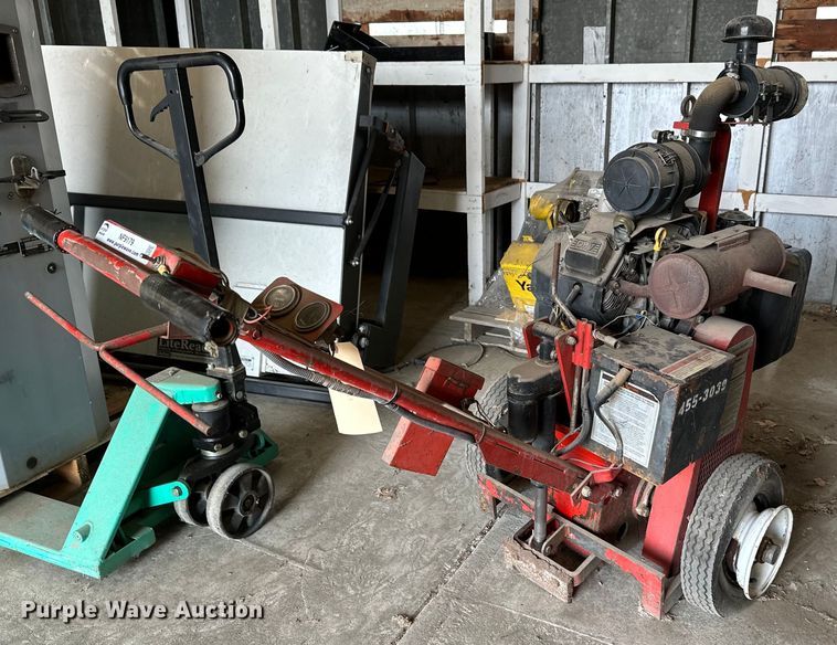 image for item NF9179 1999 Crafco 200  pavement cutter