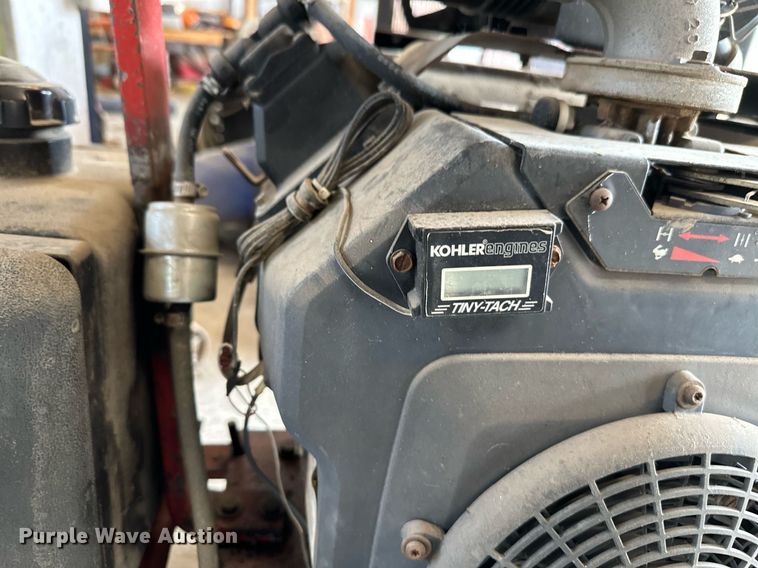 image for item NF9179 1999 Crafco 200  pavement cutter