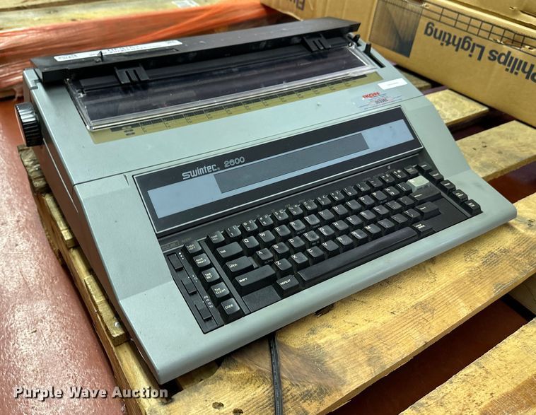 image for item NF9182 Swintec 2600  typewriter