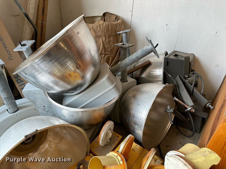 image for item NF9184 Approximately 48 lights