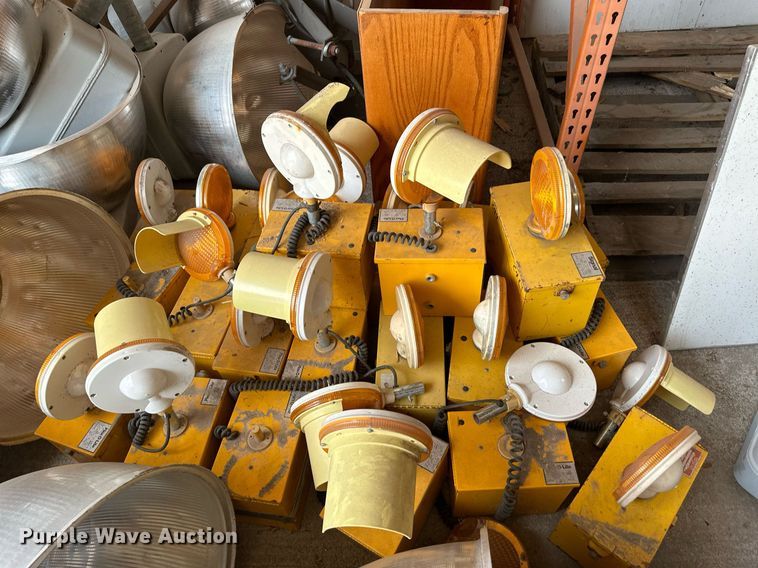 image for item NF9184 Approximately 48 lights