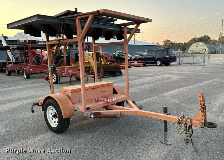 image for item NF9212 2003 Ver-Mac ST4825  arrow board trailer