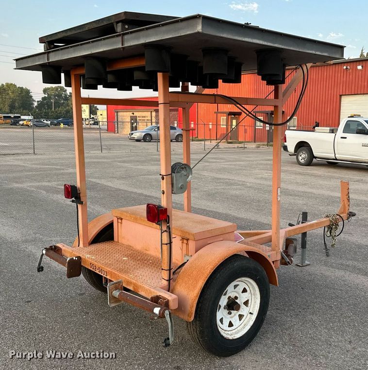 image for item NF9212 2003 Ver-Mac ST4825  arrow board trailer