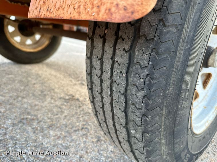 image for item NF9212 2003 Ver-Mac ST4825  arrow board trailer