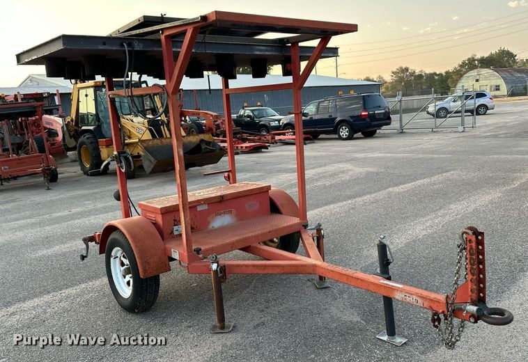 image for item NF9213 2002 Ver-Mac ST4825  arrow board trailer