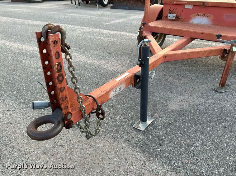 image for item NF9213 2002 Ver-Mac ST4825  arrow board trailer