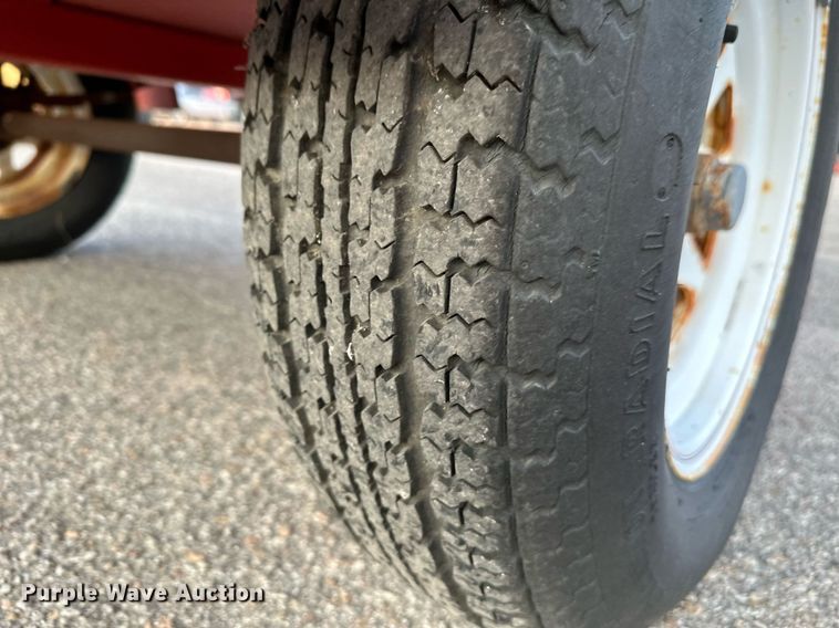 image for item NF9213 2002 Ver-Mac ST4825  arrow board trailer