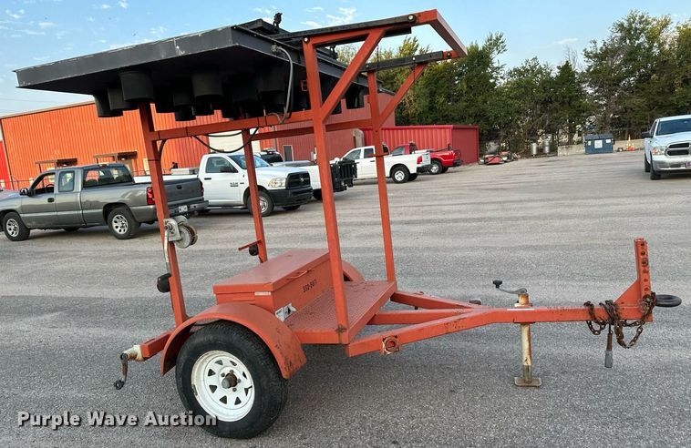 image for item NF9214 2001 Ver-Mac ST4825  arrow board trailer