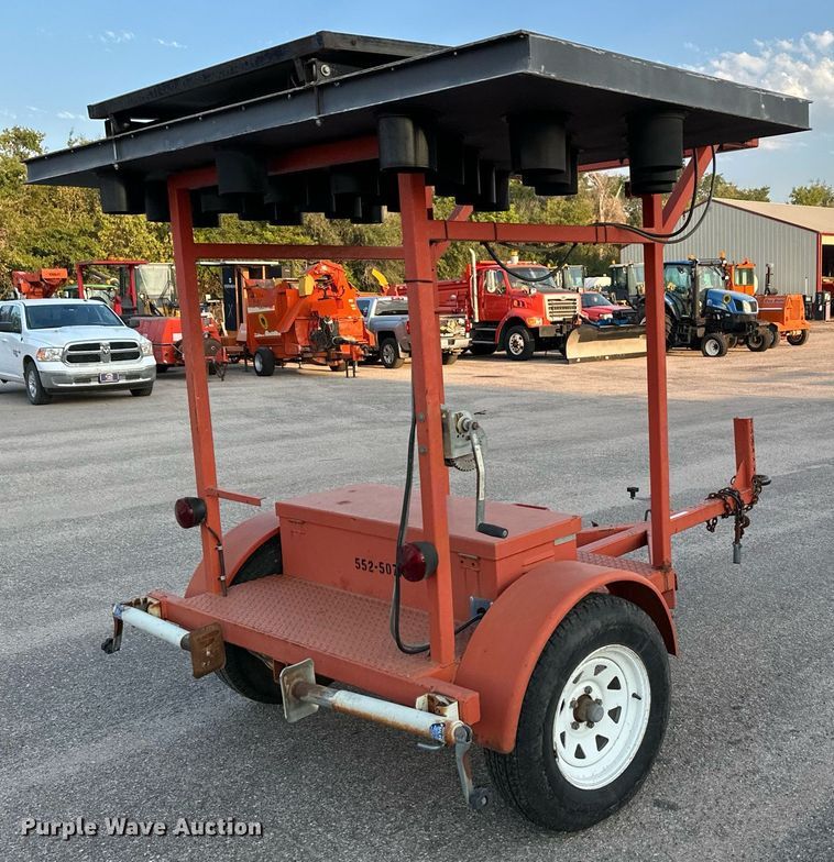 image for item NF9214 2001 Ver-Mac ST4825  arrow board trailer