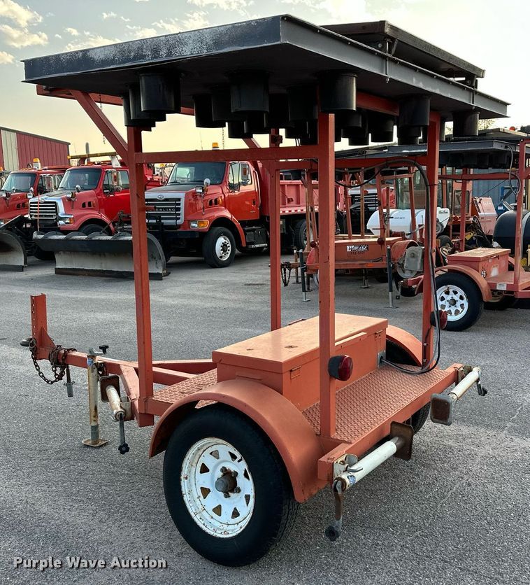 image for item NF9214 2001 Ver-Mac ST4825  arrow board trailer