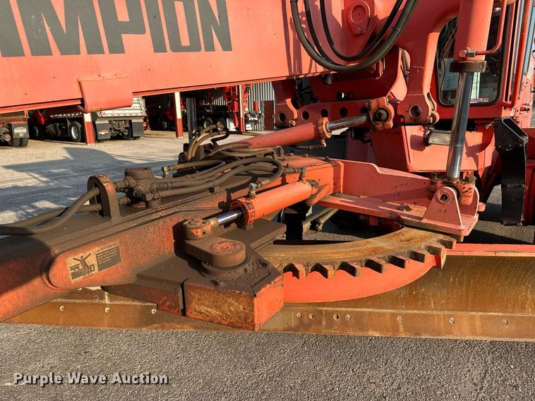 image for item NF9215 2001 Champion 710A  motor grader