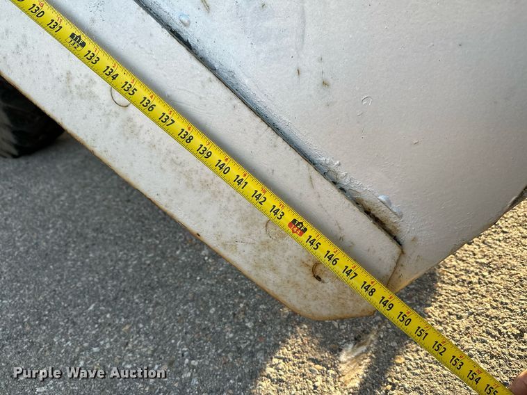 image for item NF9215 2001 Champion 710A  motor grader