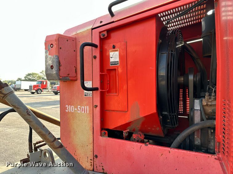 image for item NF9215 2001 Champion 710A  motor grader