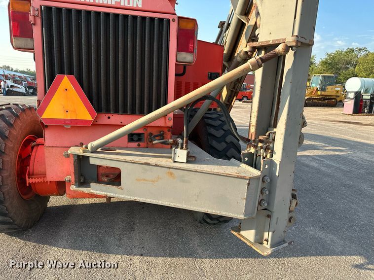 image for item NF9215 2001 Champion 710A  motor grader