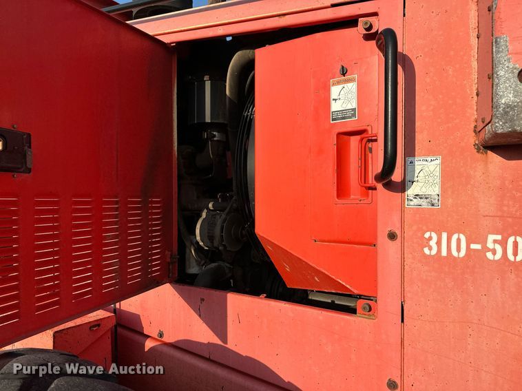 image for item NF9215 2001 Champion 710A  motor grader