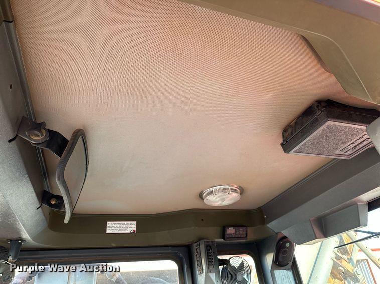 image for item NF9215 2001 Champion 710A  motor grader