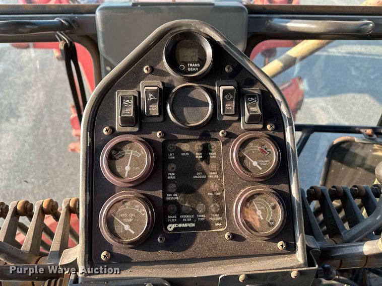 image for item NF9215 2001 Champion 710A  motor grader