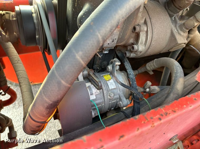 image for item NF9215 2001 Champion 710A  motor grader