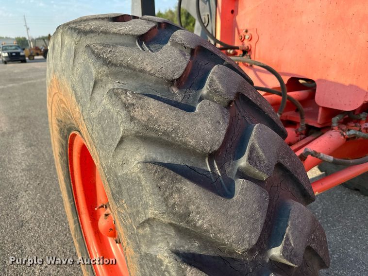 image for item NF9215 2001 Champion 710A  motor grader