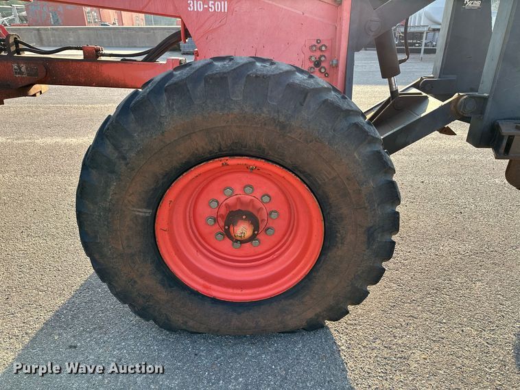 image for item NF9215 2001 Champion 710A  motor grader