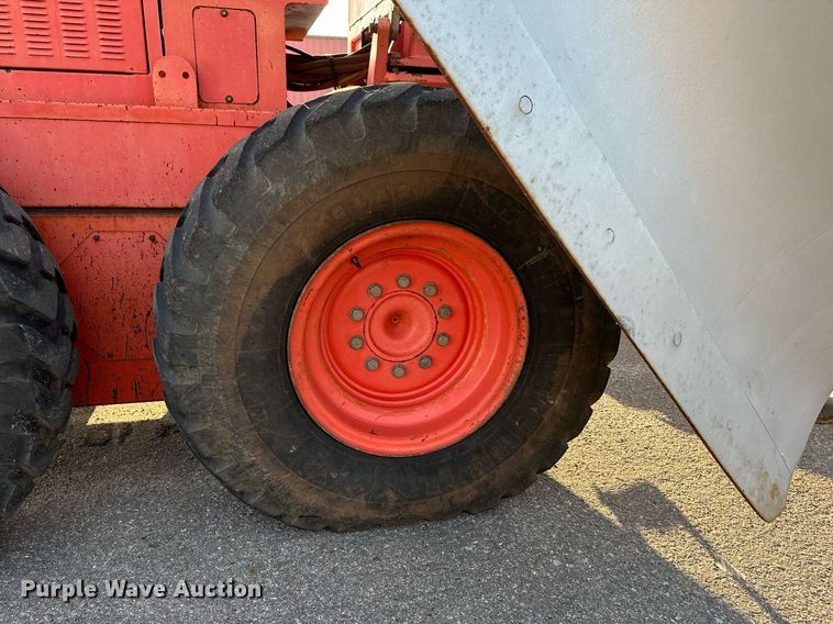 image for item NF9215 2001 Champion 710A  motor grader