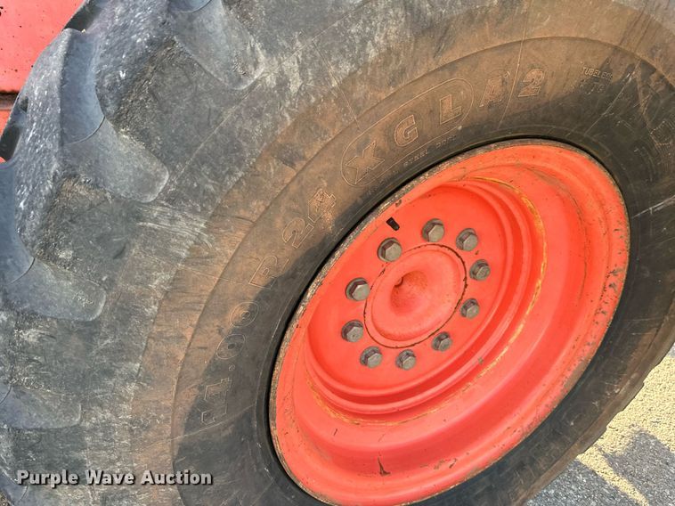 image for item NF9215 2001 Champion 710A  motor grader