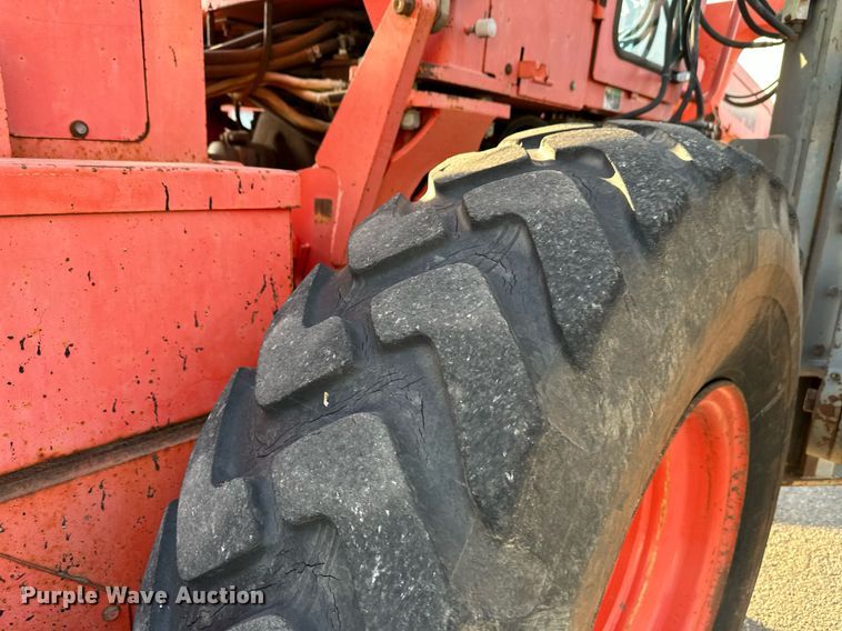 image for item NF9215 2001 Champion 710A  motor grader