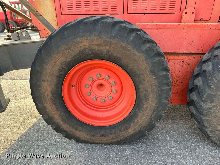 image for item NF9215 2001 Champion 710A  motor grader