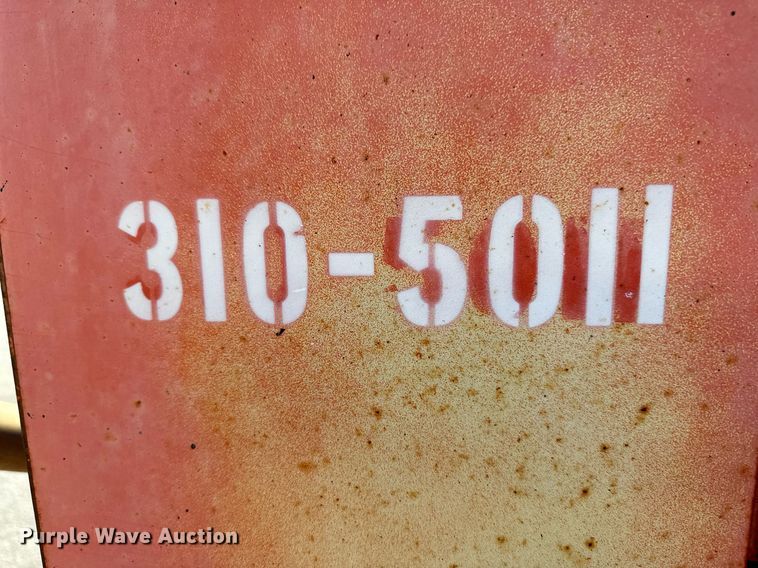 image for item NF9215 2001 Champion 710A  motor grader