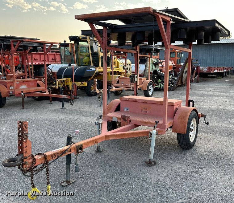 image for item NF9216 2004 Ver-Mac ST4825  arrow board trailer