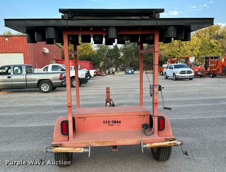 image for item NF9216 2004 Ver-Mac ST4825  arrow board trailer