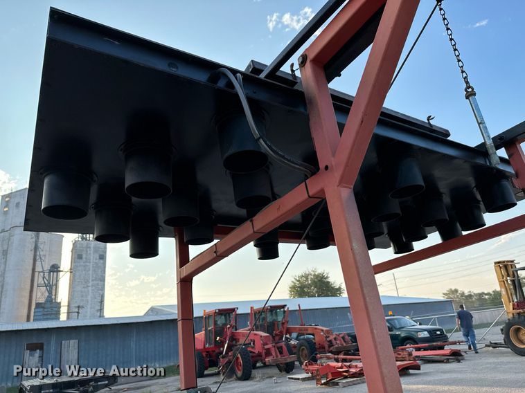 image for item NF9216 2004 Ver-Mac ST4825  arrow board trailer