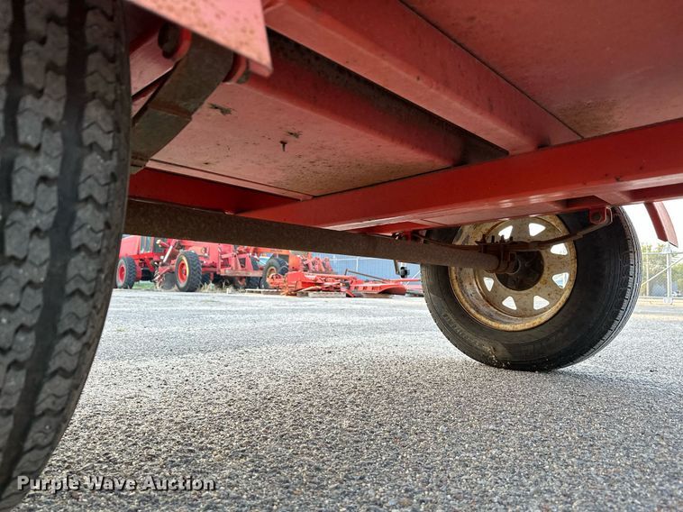 image for item NF9216 2004 Ver-Mac ST4825  arrow board trailer