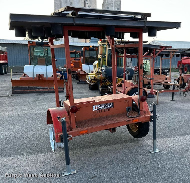 image for item NF9217 2001 Ver-Mac ST4825  arrow board trailer