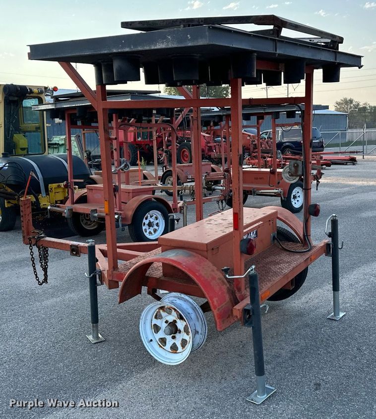 image for item NF9217 2001 Ver-Mac ST4825  arrow board trailer