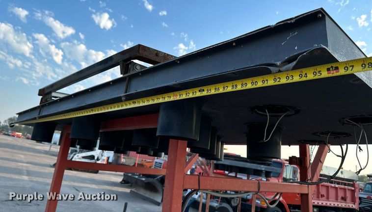 image for item NF9217 2001 Ver-Mac ST4825  arrow board trailer