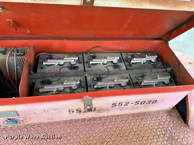 image for item NF9218 2000 Ver-Mac ST4825  arrow board trailer