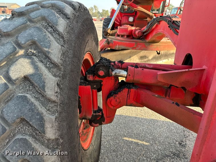 image for item NF9219 1997 Galion 830B  motor grader