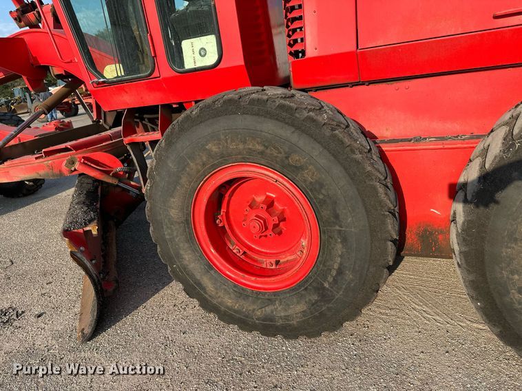 image for item NF9219 1997 Galion 830B  motor grader